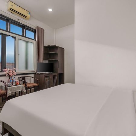 Kly Hotel Huế Kültér fotó