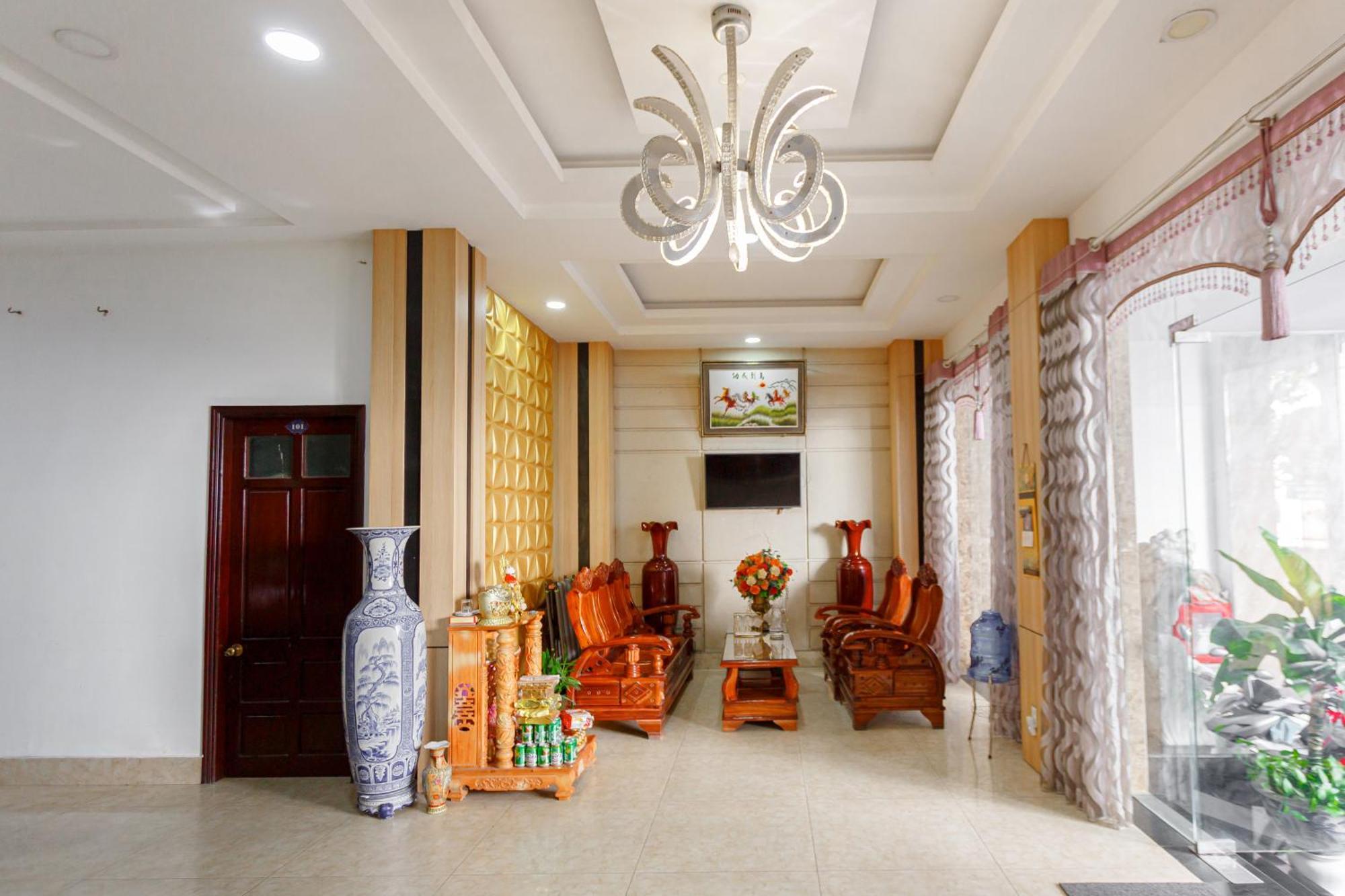 Kly Hotel Huế Kültér fotó