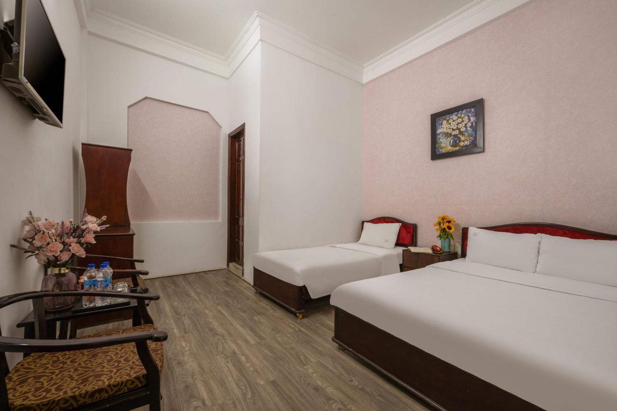Kly Hotel Huế Kültér fotó