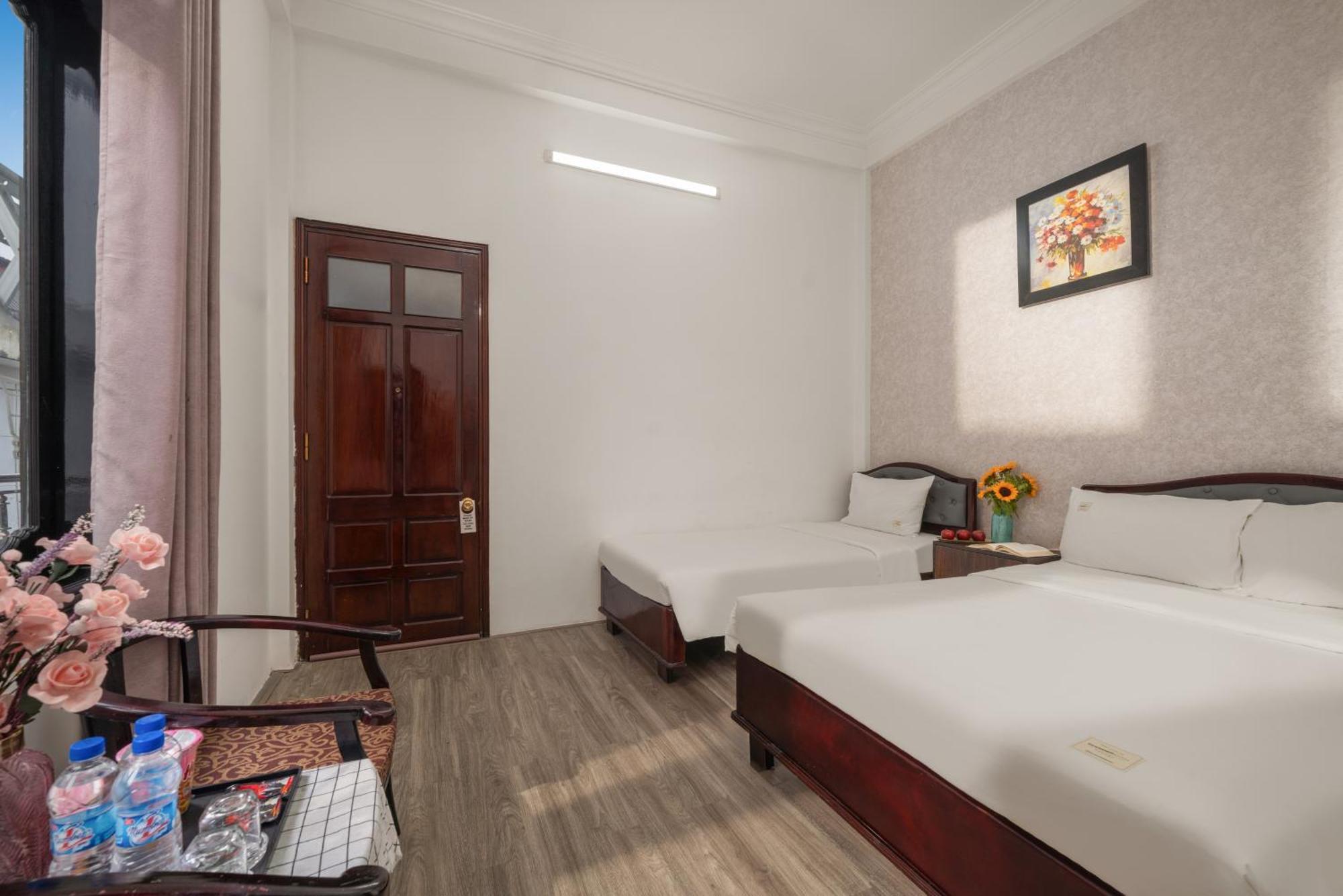 Kly Hotel Huế Kültér fotó