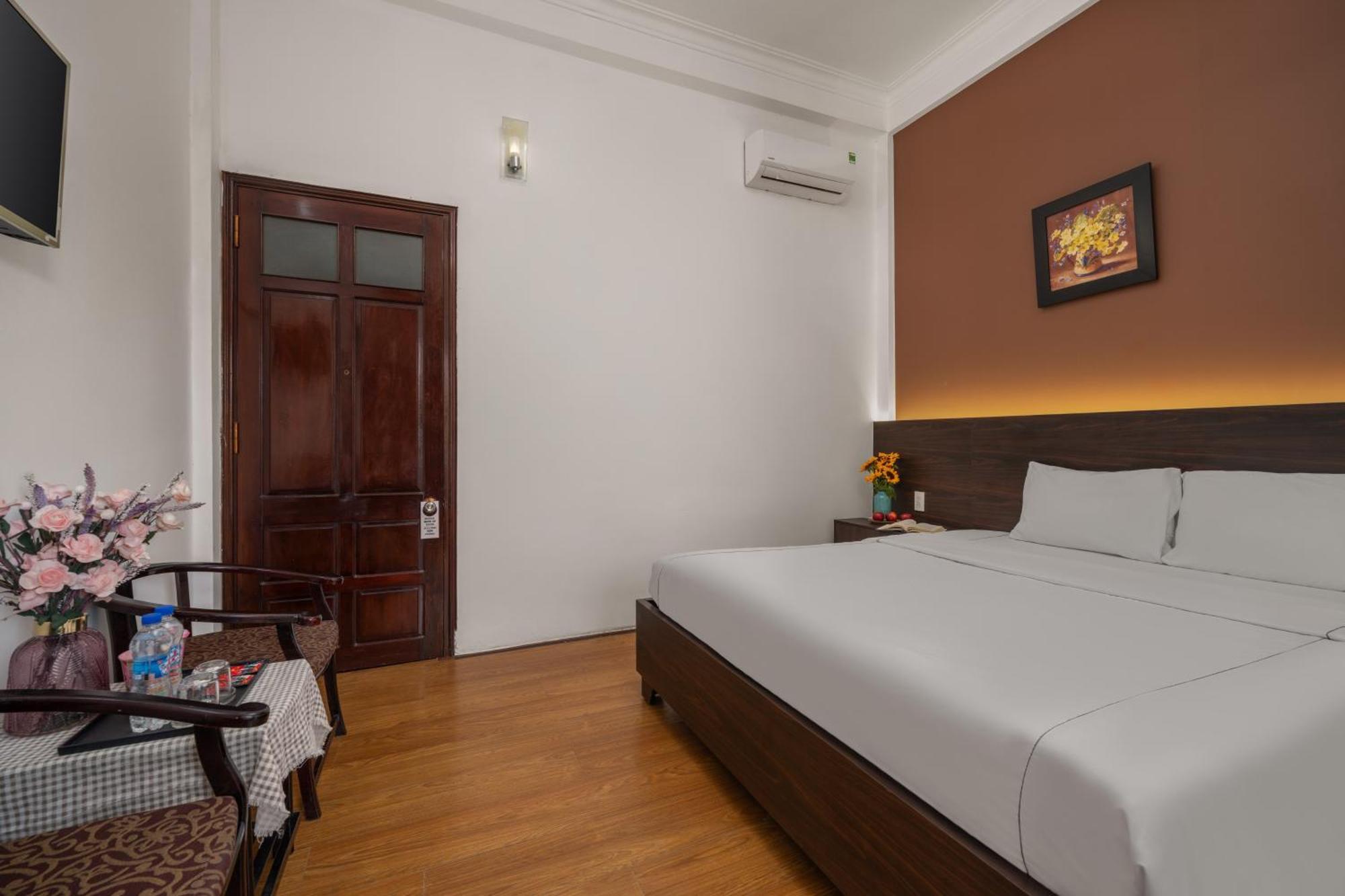 Kly Hotel Huế Kültér fotó